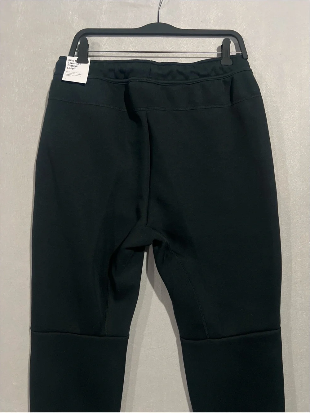 Nike Tech Fleece Joggers Pants Men’s Medium Black Sweatpants FB8002-010
